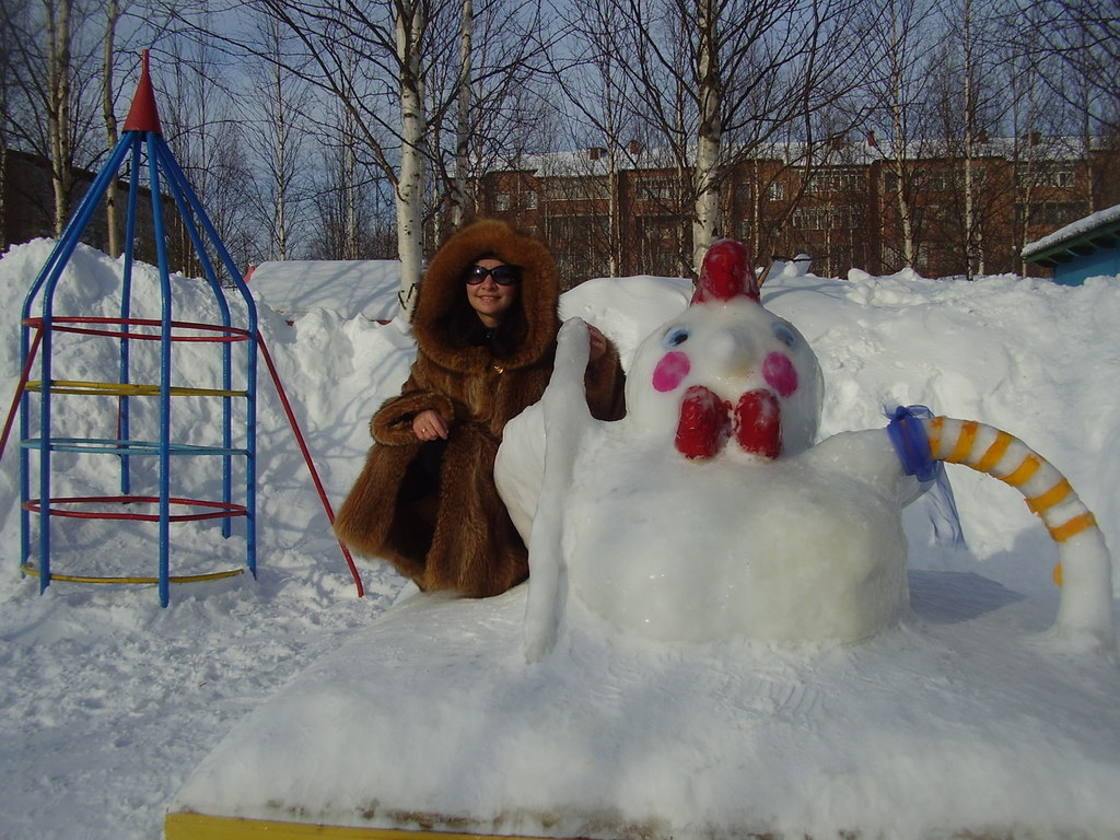 Снежки в сад. Снежные постройки. Снежные фигурки для детского сада. Снежные фигуры для детского сада. Фигурки из снега для детского сада на участке.