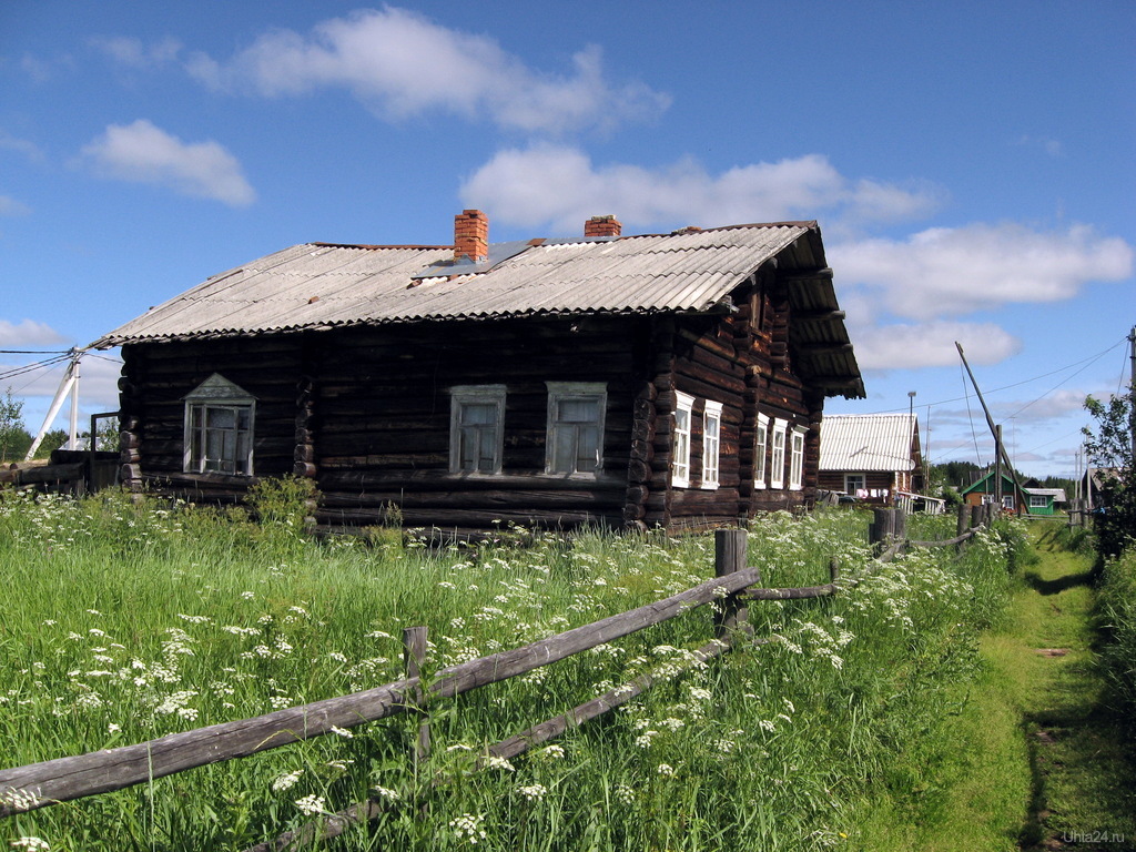 Деревенский б г. Село Усть Ухта Республика Коми.