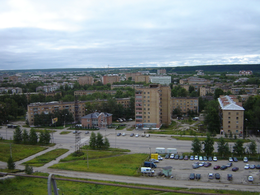 Коми ухта. Ухта центр города. Республика Коми посёлок Ухта. Ухта проспект Космонавтов панорама. Ухта вид сверху.