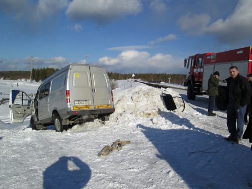 92 км. ДТП дорога Троицко-Печорск Ухта. Сосногорск Троицко-Печорск авария на автодороге. Шиномонтаж Троицко-Печорска. Км 1+207 Ухта-Троицко Печорск.